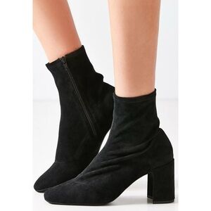 Jeffrey Campbell Cienega-Lo black velvet ankle sock boots Size 8